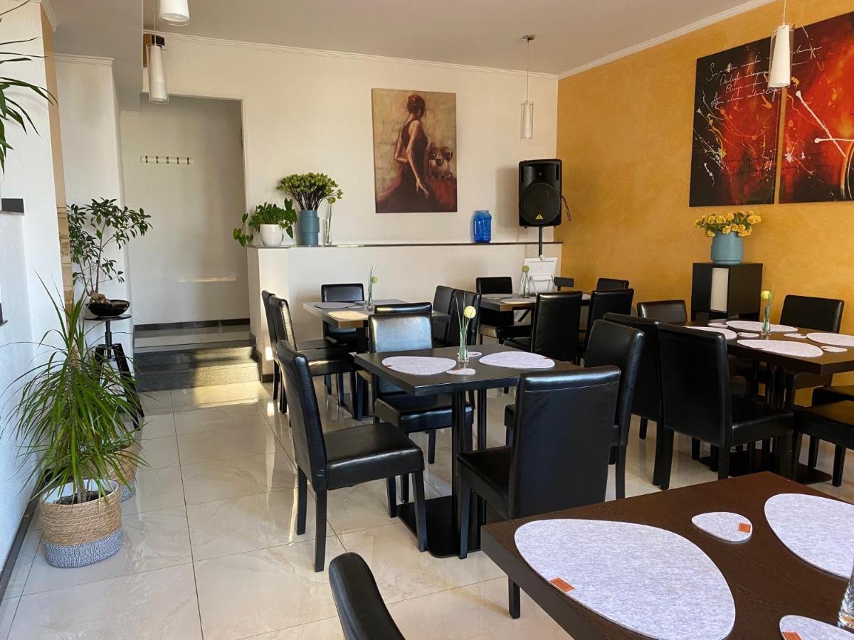 Am Hafen Bed and breakfast Mannheim